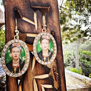 Frida Earrings, Back in stock